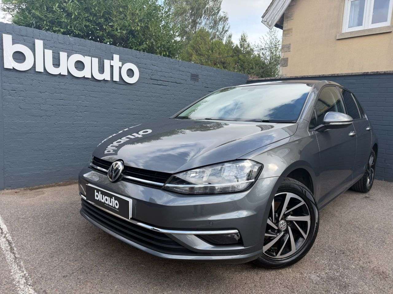 A 2019 VOLKSWAGEN GOLF 1.0 TSI Match Hatchback 5dr Petrol DSG Euro 6 (s/s) (115 ps) F & R Sensors A 2019 VOLKSWAGEN GOLF 1.0 TSI Match Hatchback 5dr Petrol DSG Euro 6 (s/s) (115 ps) F & R Sensors