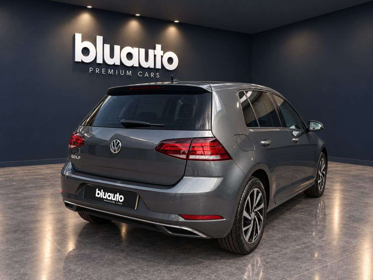A 2019 VOLKSWAGEN GOLF 1.0 TSI Match Hatchback 5dr Petrol DSG Euro 6 (s/s) (115 ps) F & R Sensors A 2019 VOLKSWAGEN GOLF 1.0 TSI Match Hatchback 5dr Petrol DSG Euro 6 (s/s) (115 ps) F & R Sensors