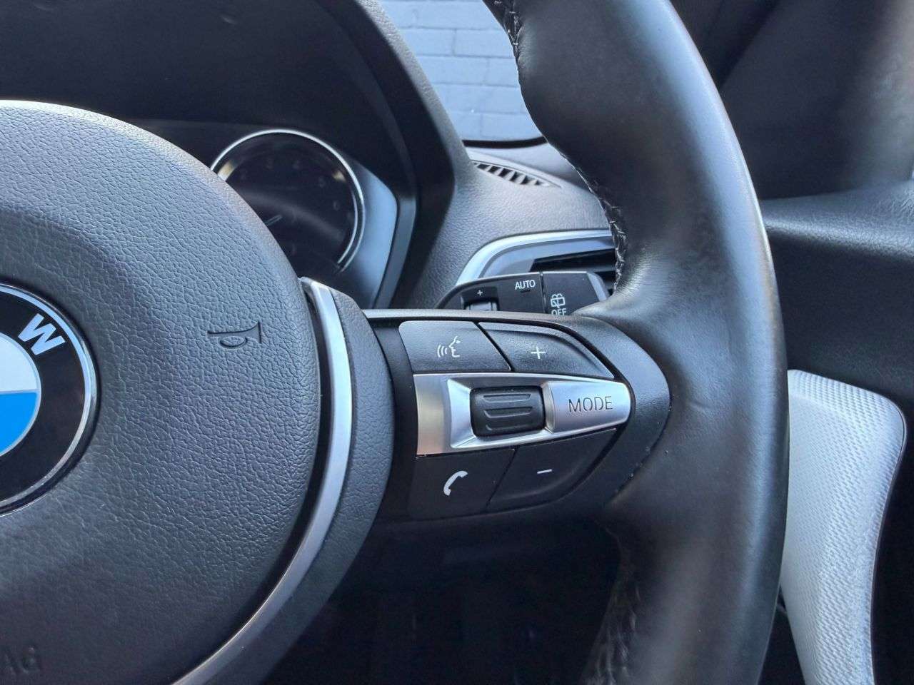2018 BMW 1 SERIES 2018 BMW 1 SERIES