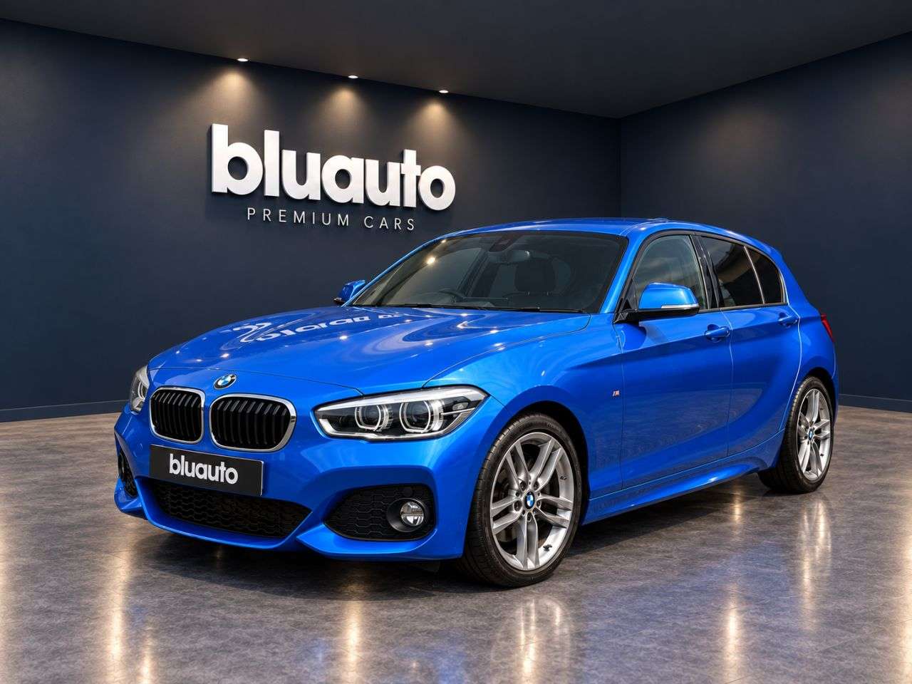 A 2018 BMW 1 SERIES 1.5 118i M Sport Hatchback 5dr Petrol Auto Euro 6 (s/s) (136 ps) Alcantara A 2018 BMW 1 SERIES 1.5 118i M Sport Hatchback 5dr Petrol Auto Euro 6 (s/s) (136 ps) Alcantara