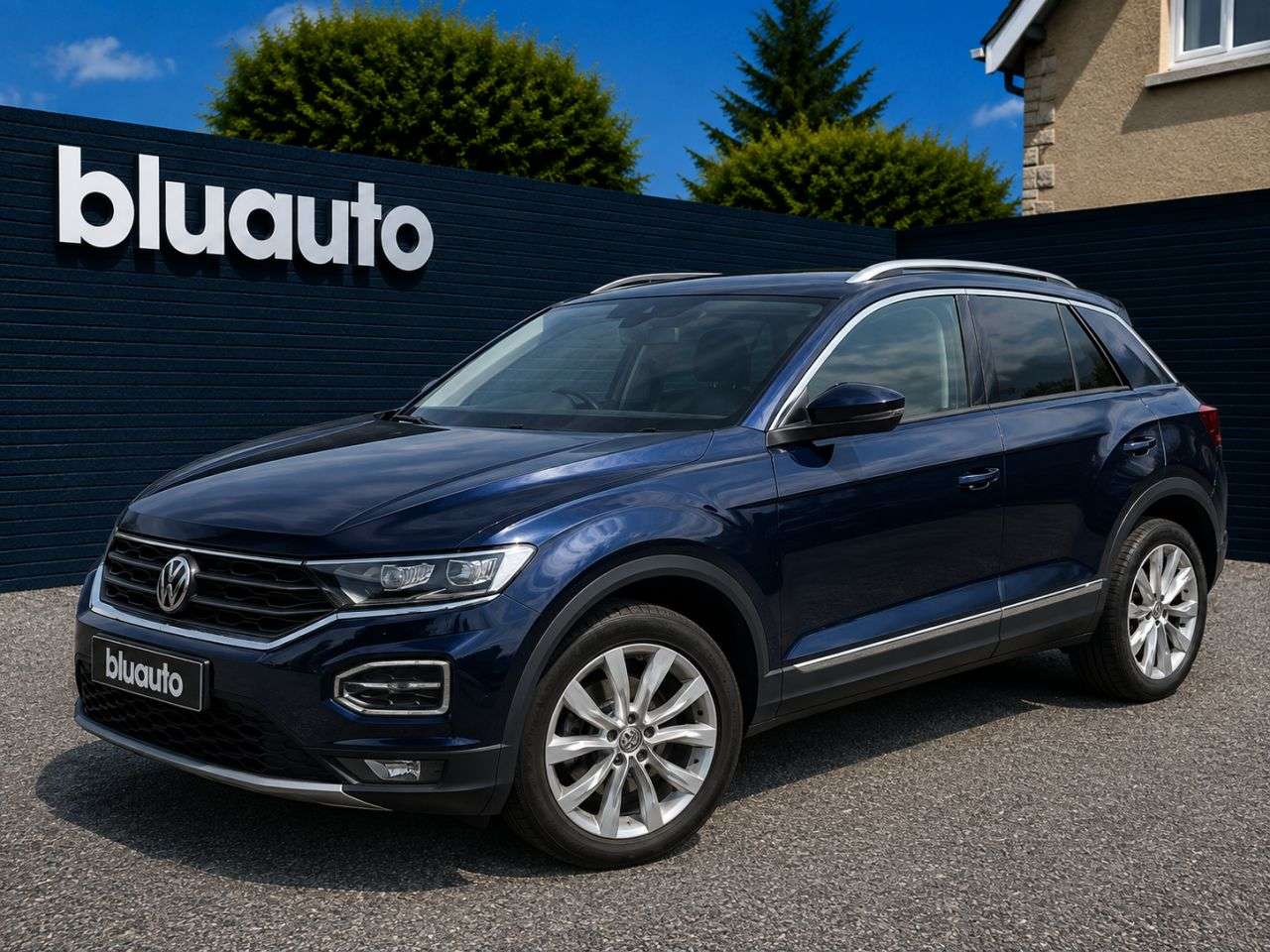 A 2018 VOLKSWAGEN T-ROC 1.5 TSI EVO SEL SUV 5dr Petrol Manual Euro 6 (s/s) (150 ps) A 2018 VOLKSWAGEN T-ROC 1.5 TSI EVO SEL SUV 5dr Petrol Manual Euro 6 (s/s) (150 ps)