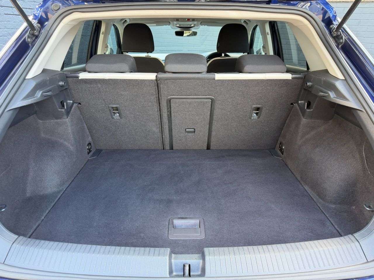 2018 VOLKSWAGEN T-ROC 2018 VOLKSWAGEN T-ROC