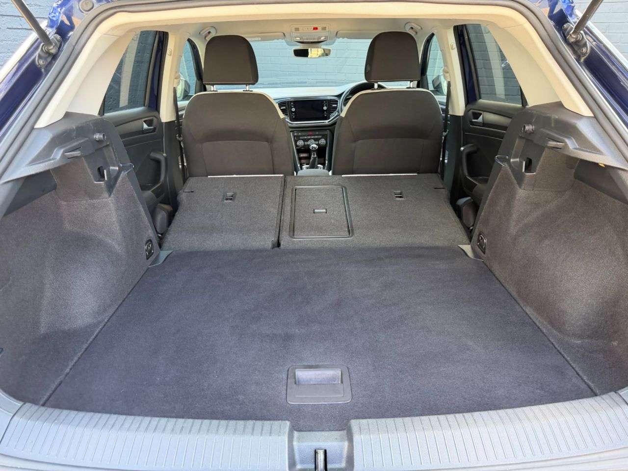 2018 VOLKSWAGEN T-ROC 2018 VOLKSWAGEN T-ROC