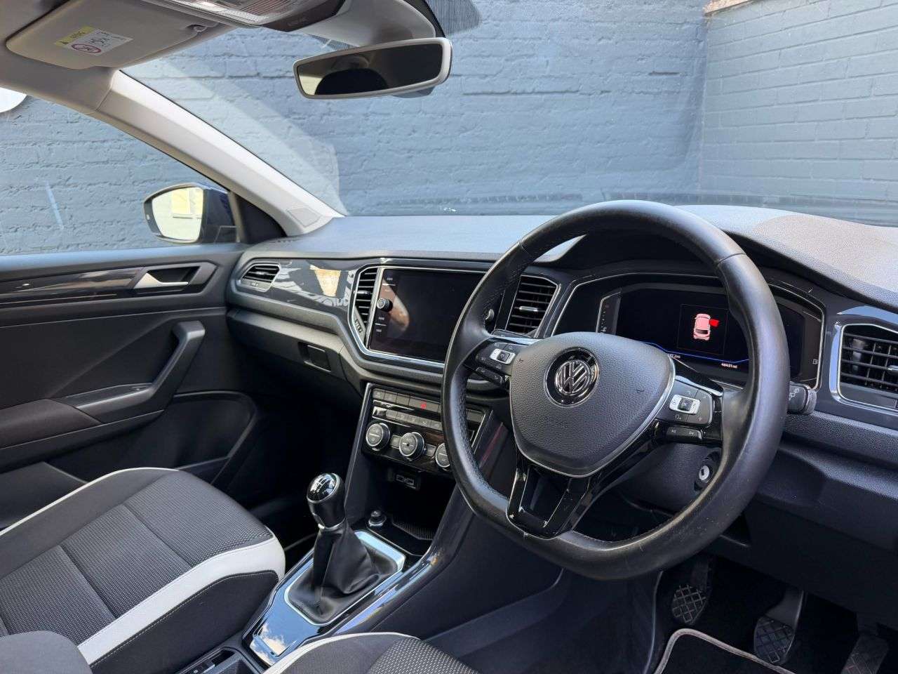 2018 VOLKSWAGEN T-ROC 2018 VOLKSWAGEN T-ROC