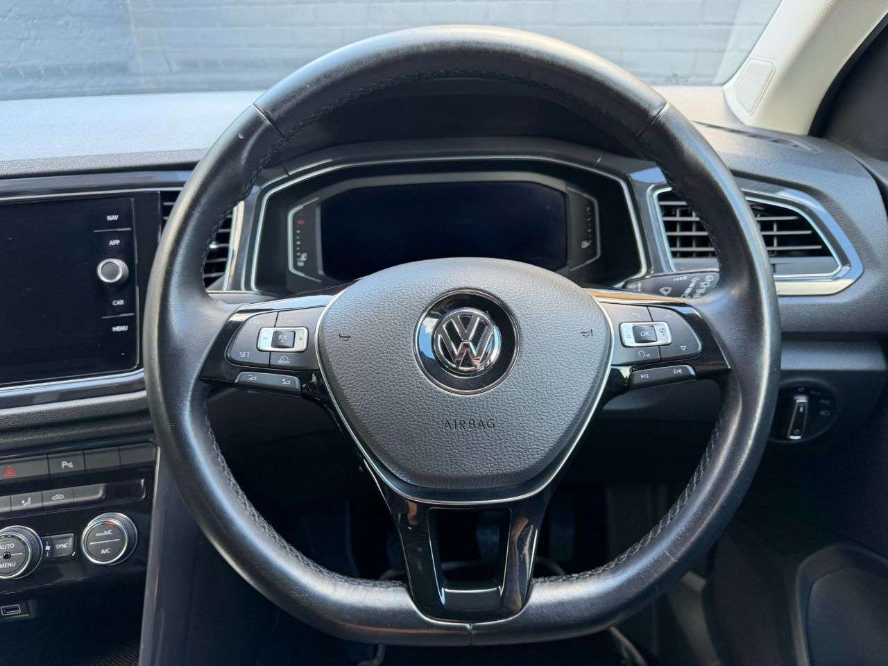 2018 VOLKSWAGEN T-ROC 2018 VOLKSWAGEN T-ROC