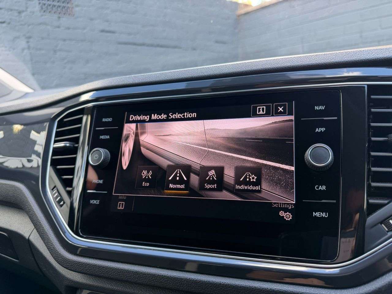 2018 VOLKSWAGEN T-ROC 2018 VOLKSWAGEN T-ROC
