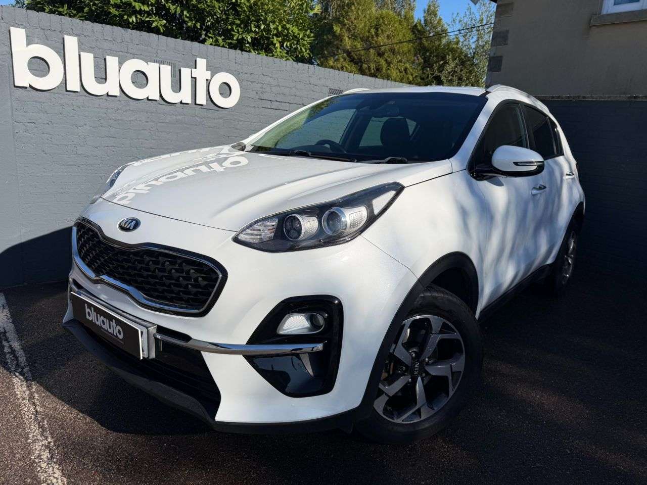 A 2018 KIA SPORTAGE 1.6 GDi 2 SUV 5dr Petrol Manual Euro 6 (s/s) (130 bhp) A 2018 KIA SPORTAGE 1.6 GDi 2 SUV 5dr Petrol Manual Euro 6 (s/s) (130 bhp)