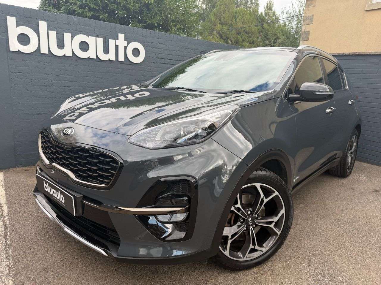A 2019 KIA SPORTAGE 1.6 T-GDi GT-Line SUV 5dr Petrol DCT AWD Euro 6 (s/s) (174 bhp) Apple Car P A 2019 KIA SPORTAGE 1.6 T-GDi GT-Line SUV 5dr Petrol DCT AWD Euro 6 (s/s) (174 bhp) Apple Car P