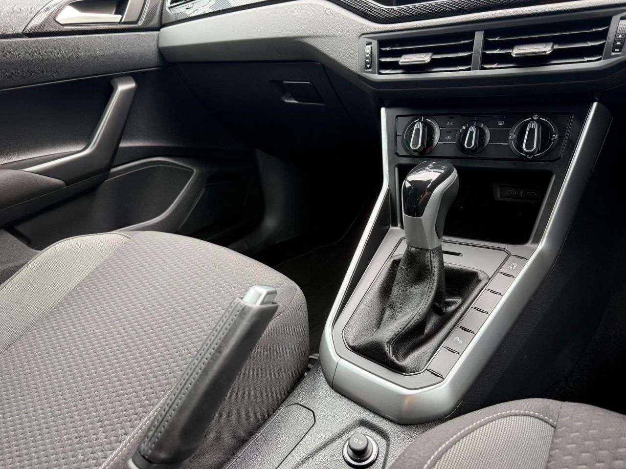 2022 VOLKSWAGEN POLO 2022 VOLKSWAGEN POLO