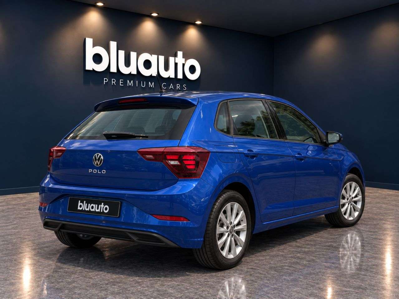 A 2022 VOLKSWAGEN POLO 1.0 TSI Life Hatchback 5dr Petrol DSG Euro 6 (s/s) (95 ps) Front and Rear P A 2022 VOLKSWAGEN POLO 1.0 TSI Life Hatchback 5dr Petrol DSG Euro 6 (s/s) (95 ps) Front and Rear P