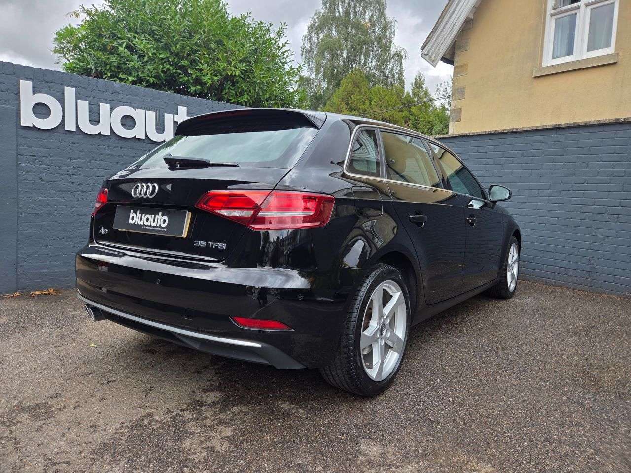 A 2018 AUDI A3 1.5 TFSI CoD 35 Sport Sportback 5dr Petrol S Tronic Euro 6 (s/s) (150 ps) F A 2018 AUDI A3 1.5 TFSI CoD 35 Sport Sportback 5dr Petrol S Tronic Euro 6 (s/s) (150 ps) F