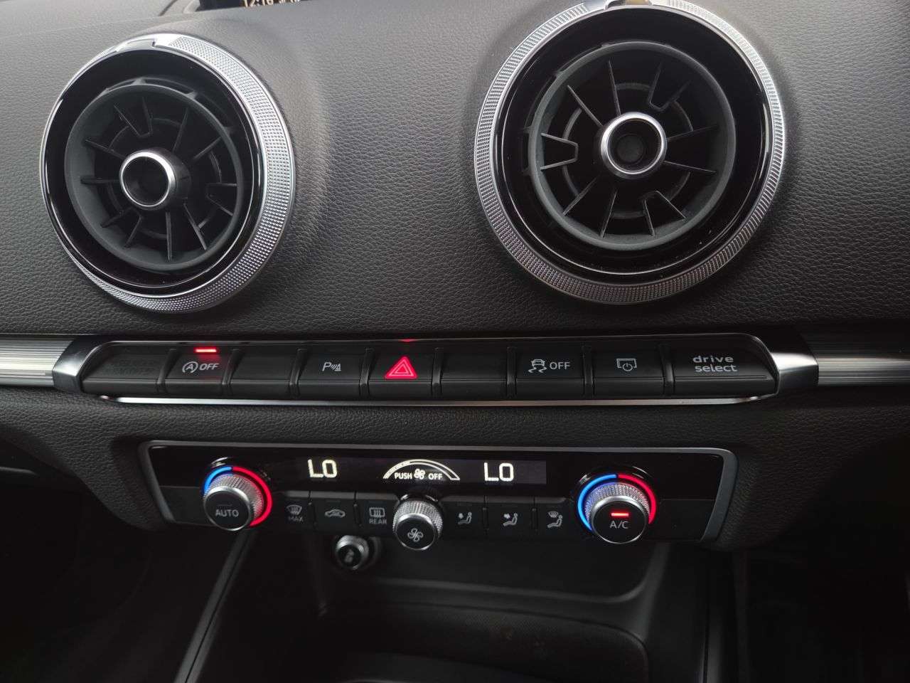 2018 AUDI A3 2018 AUDI A3