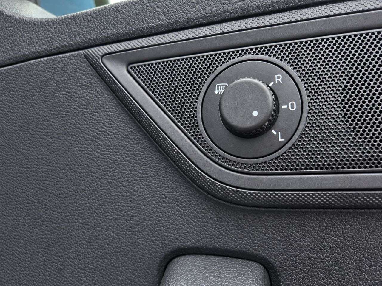2015 SKODA FABIA 2015 SKODA FABIA