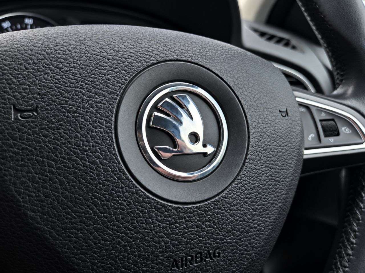 2015 SKODA FABIA 2015 SKODA FABIA