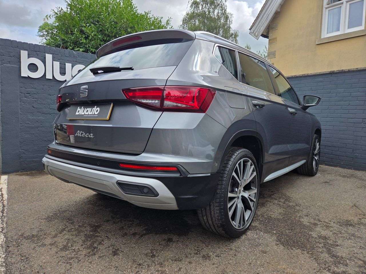 A 2022 SEAT ATECA 1.5 TSI EVO XPERIENCE Lux SUV 5dr Petrol DSG Euro 6 (s/s) (150 ps) Full Lea A 2022 SEAT ATECA 1.5 TSI EVO XPERIENCE Lux SUV 5dr Petrol DSG Euro 6 (s/s) (150 ps) Full Lea