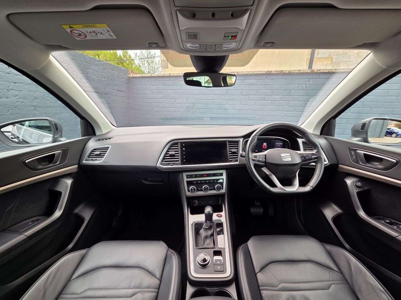 A 2022 SEAT ATECA 1.5 TSI EVO XPERIENCE Lux SUV 5dr Petrol DSG Euro 6 (s/s) (150 ps) Full Lea A 2022 SEAT ATECA 1.5 TSI EVO XPERIENCE Lux SUV 5dr Petrol DSG Euro 6 (s/s) (150 ps) Full Lea