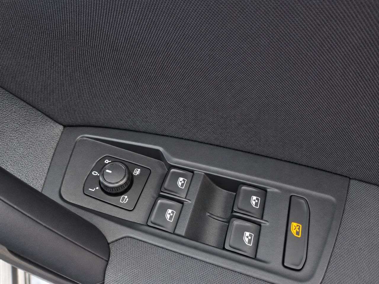 2018 VOLKSWAGEN TIGUAN 2018 VOLKSWAGEN TIGUAN
