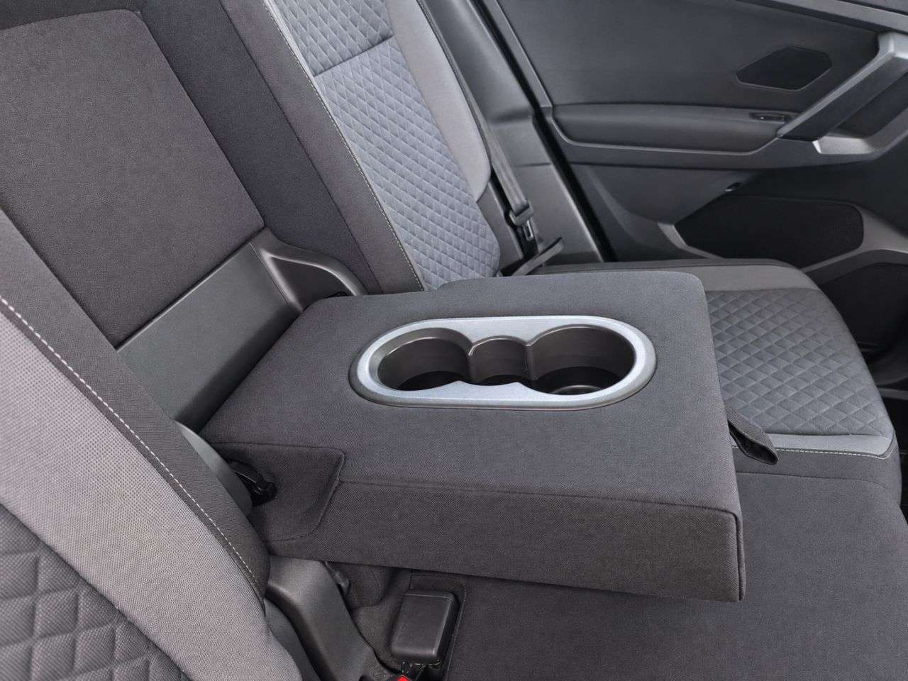 2018 VOLKSWAGEN TIGUAN 2018 VOLKSWAGEN TIGUAN