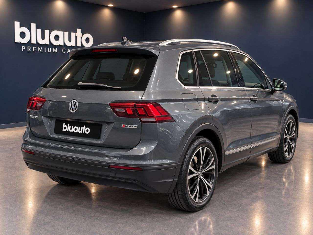 A 2018 VOLKSWAGEN TIGUAN 2.0 TDI SE Navigation SUV 5dr Diesel DSG 4Motion Euro 6 (s/s) (150 ps) Appl A 2018 VOLKSWAGEN TIGUAN 2.0 TDI SE Navigation SUV 5dr Diesel DSG 4Motion Euro 6 (s/s) (150 ps) Appl