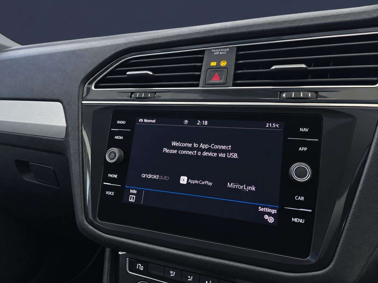 2018 VOLKSWAGEN TIGUAN 2018 VOLKSWAGEN TIGUAN