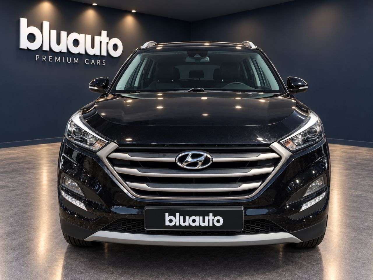 A 2018 HYUNDAI TUCSON 1.6 GDi Blue Drive SE Nav SUV 5dr Petrol Manual Euro 6 (s/s) (132 ps) A 2018 HYUNDAI TUCSON 1.6 GDi Blue Drive SE Nav SUV 5dr Petrol Manual Euro 6 (s/s) (132 ps)