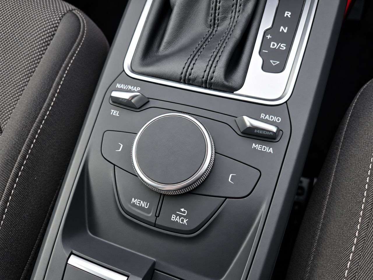 2018 AUDI Q2 2018 AUDI Q2