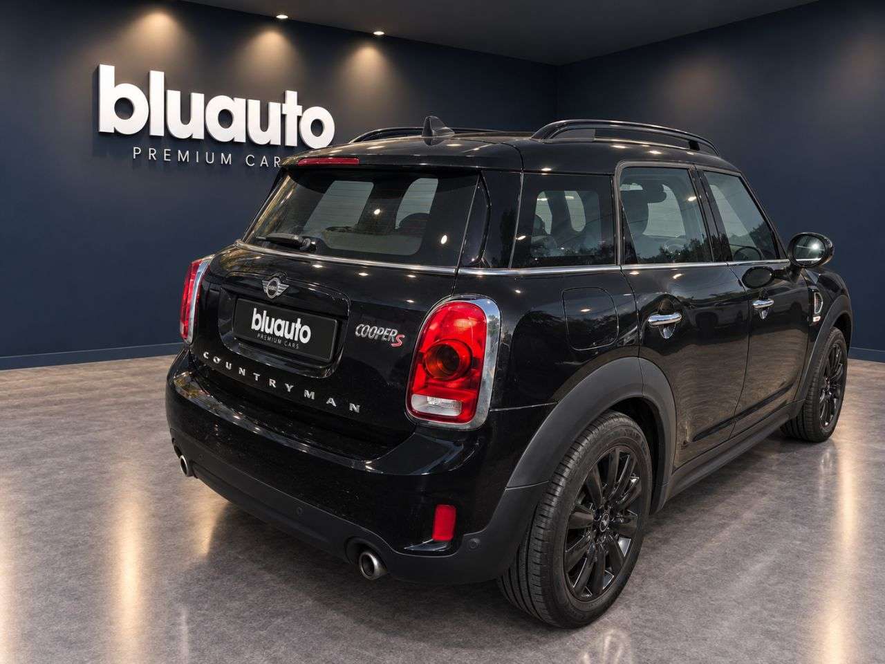 A 2017 MINI COUNTRYMAN 2.0 Cooper S SUV 5dr Petrol Auto Euro 6 (s/s) (192 ps) A 2017 MINI COUNTRYMAN 2.0 Cooper S SUV 5dr Petrol Auto Euro 6 (s/s) (192 ps)