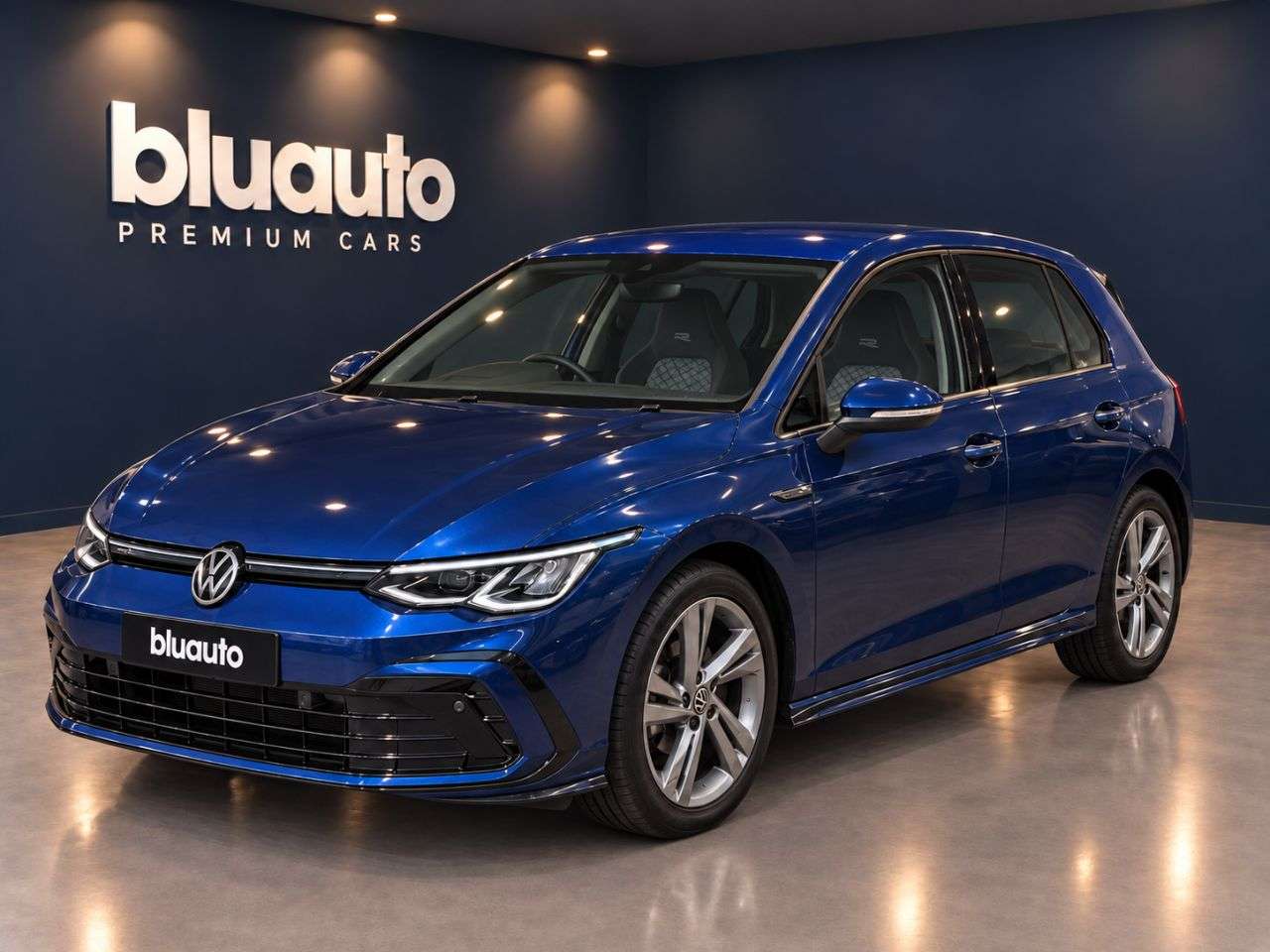 A 2021 VOLKSWAGEN GOLF 1.5 TSI R-Line Hatchback 5dr Petrol Manual Euro 6 (s/s) (150 ps) Alcantara A 2021 VOLKSWAGEN GOLF 1.5 TSI R-Line Hatchback 5dr Petrol Manual Euro 6 (s/s) (150 ps) Alcantara