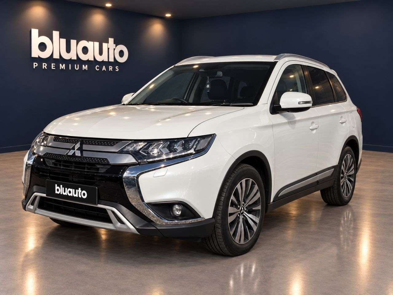 A 2019 MITSUBISHI OUTLANDER 2.0 MIVEC 4 SUV 5dr Petrol CVT 4WD Euro 6 (s/s) (150 ps) A 2019 MITSUBISHI OUTLANDER 2.0 MIVEC 4 SUV 5dr Petrol CVT 4WD Euro 6 (s/s) (150 ps)