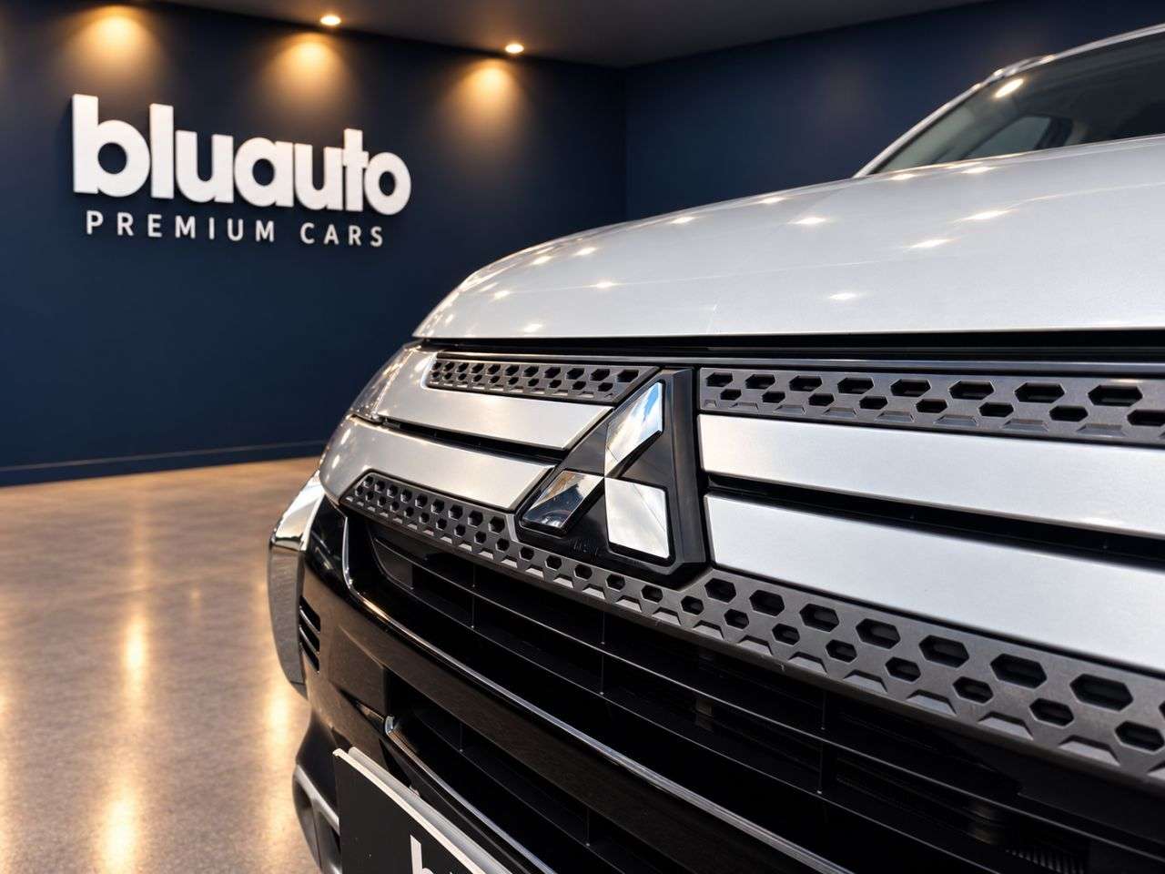 A 2019 MITSUBISHI OUTLANDER 2.0 MIVEC 4 SUV 5dr Petrol CVT 4WD Euro 6 (s/s) (150 ps) A 2019 MITSUBISHI OUTLANDER 2.0 MIVEC 4 SUV 5dr Petrol CVT 4WD Euro 6 (s/s) (150 ps)