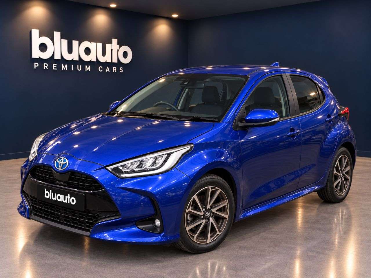 A 2022 TOYOTA YARIS 1.5 VVT-h Design Hatchback 5dr Petrol Hybrid E-CVT Euro 6 (s/s) (116 ps) A 2022 TOYOTA YARIS 1.5 VVT-h Design Hatchback 5dr Petrol Hybrid E-CVT Euro 6 (s/s) (116 ps)