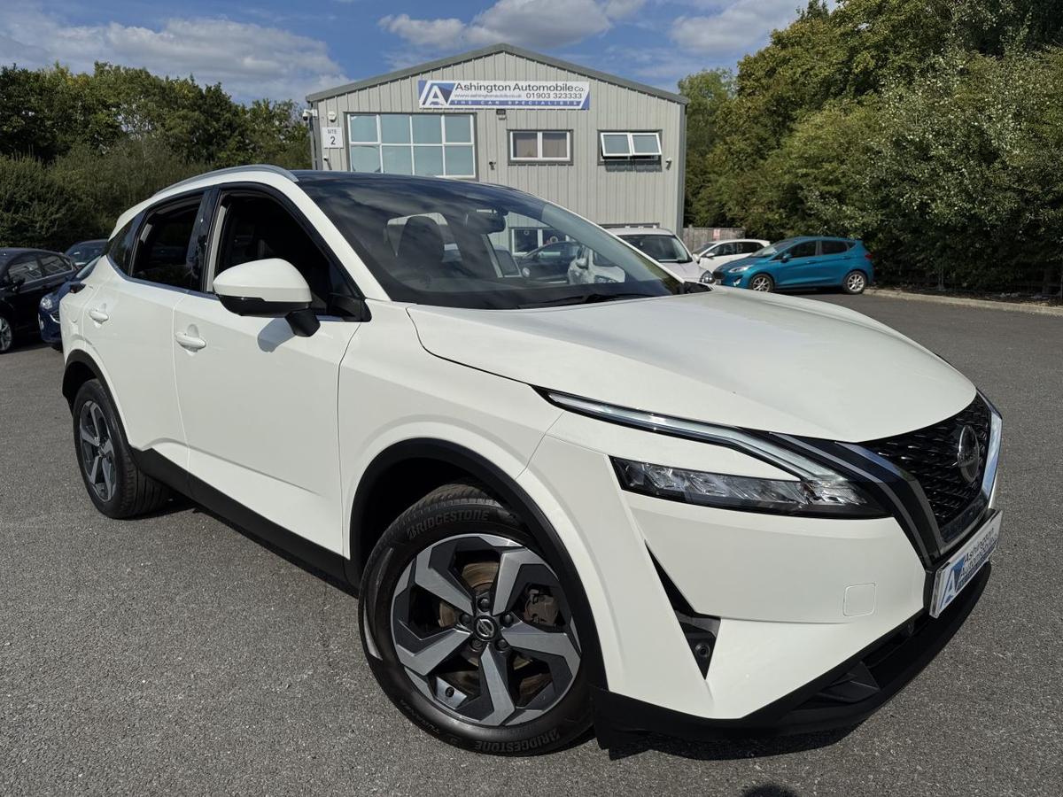 Check out this Nissan Qashqai 2022 Hybrid Electric Manual