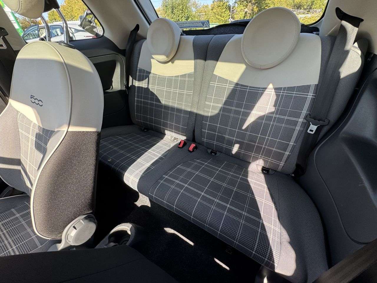 2017 FIAT 500 2017 FIAT 500