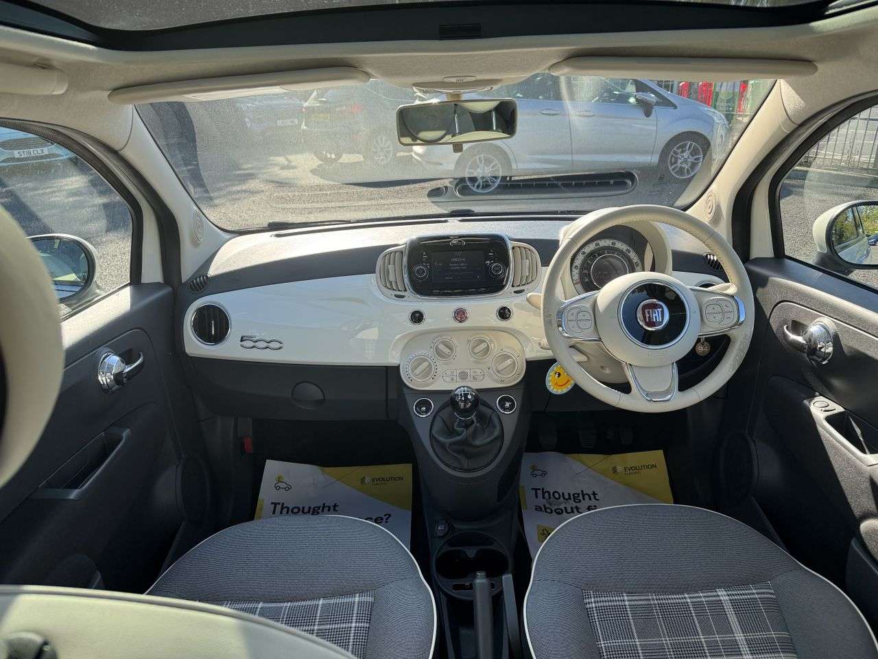 2017 FIAT 500 2017 FIAT 500