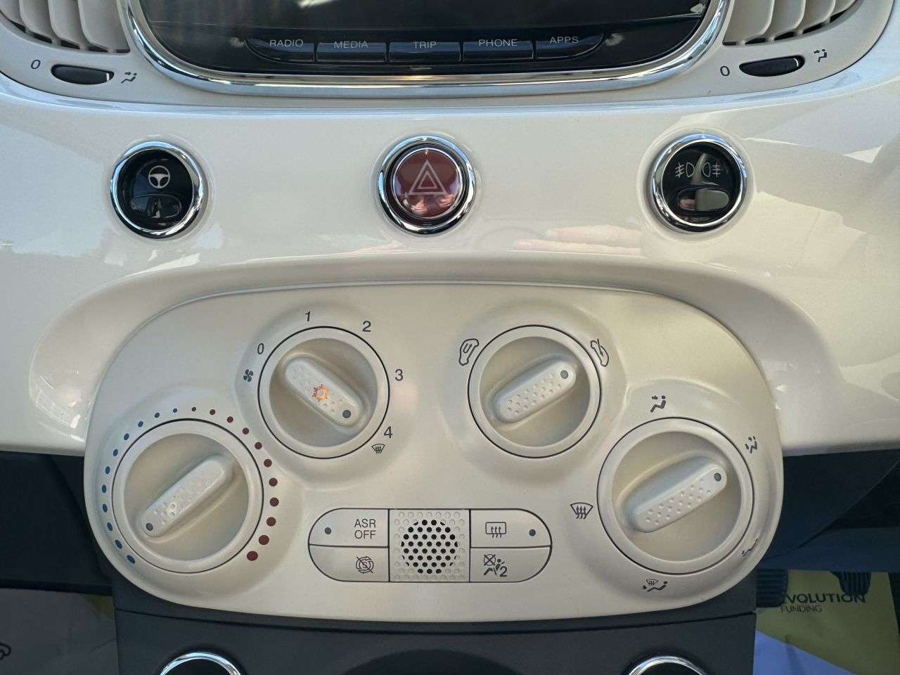 2017 FIAT 500 2017 FIAT 500