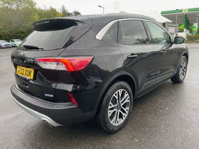 A 2022 FORD KUGA 1.5 TDCI ECOBLUE TITANIUM 120 A 2022 FORD KUGA 1.5 TDCI ECOBLUE TITANIUM 120