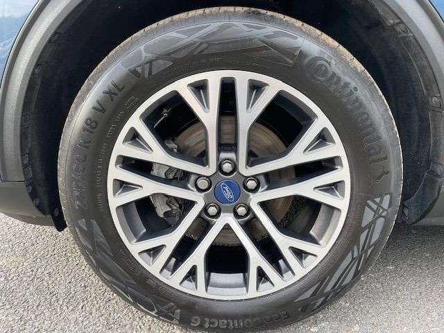 2022 FORD KUGA 2022 FORD KUGA