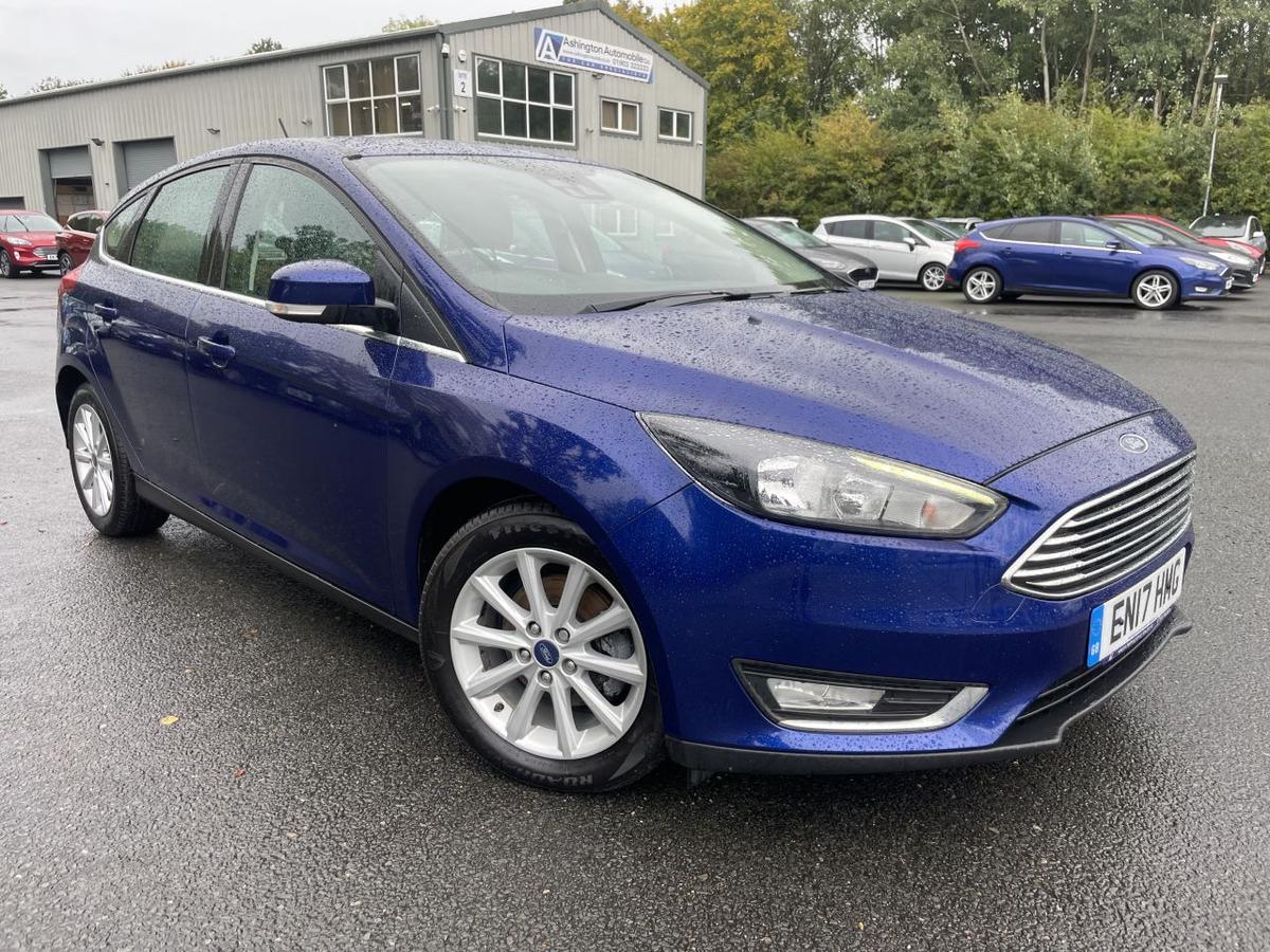 Check out this Ford Focus 2017 Petrol Manual