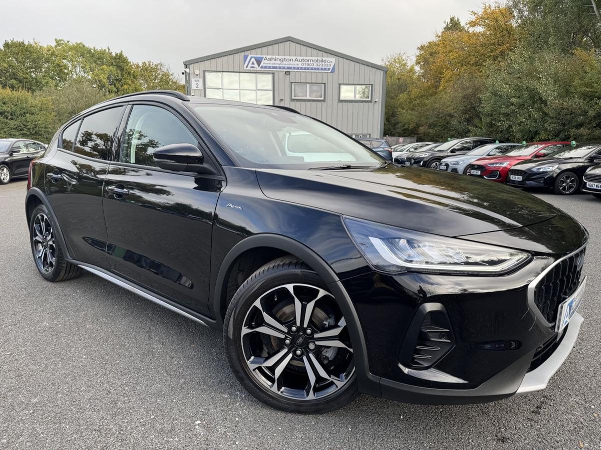 Check out this Ford Focus 2022 Petrol Manual