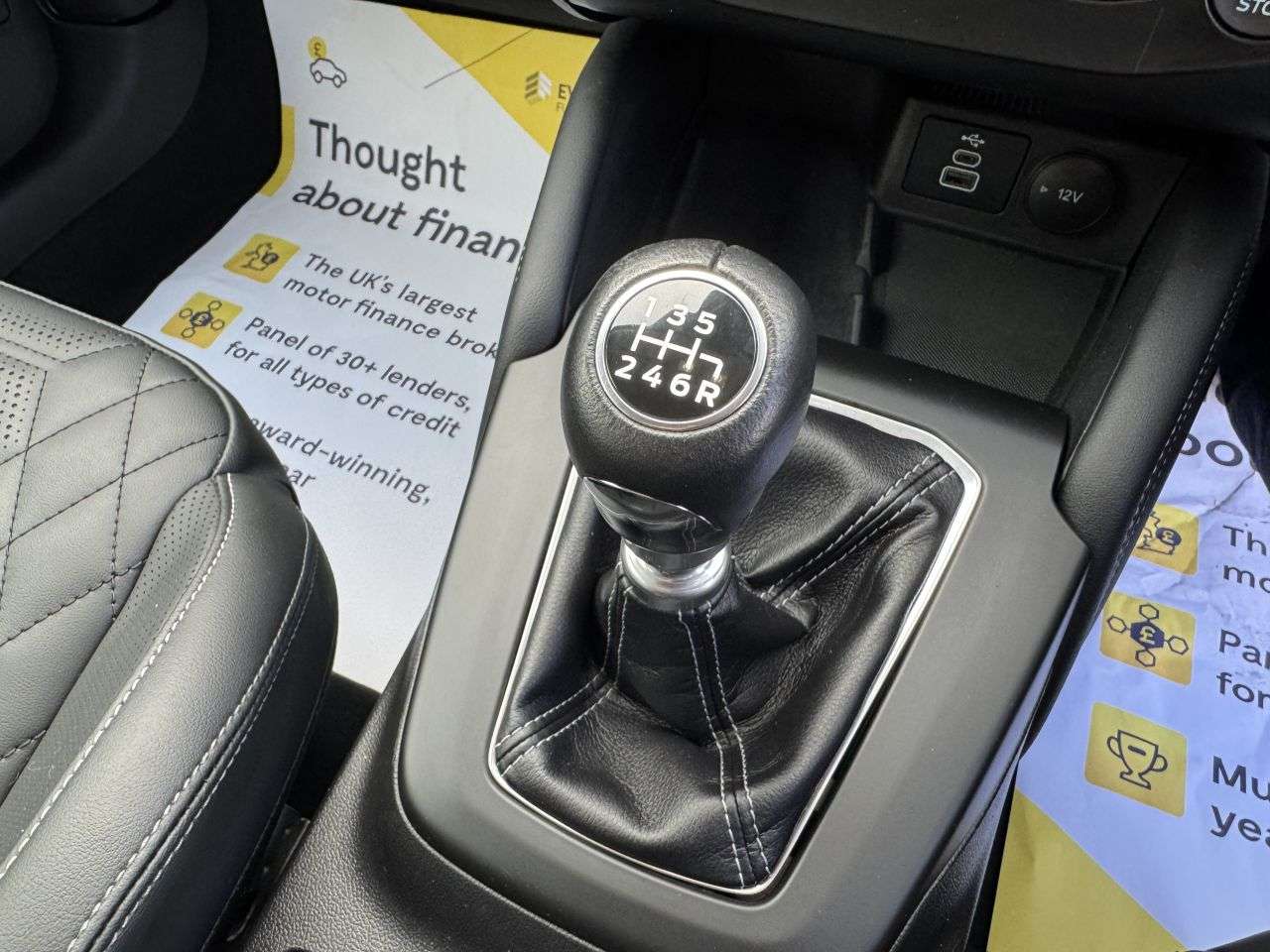 2022 FORD FOCUS 2022 FORD FOCUS