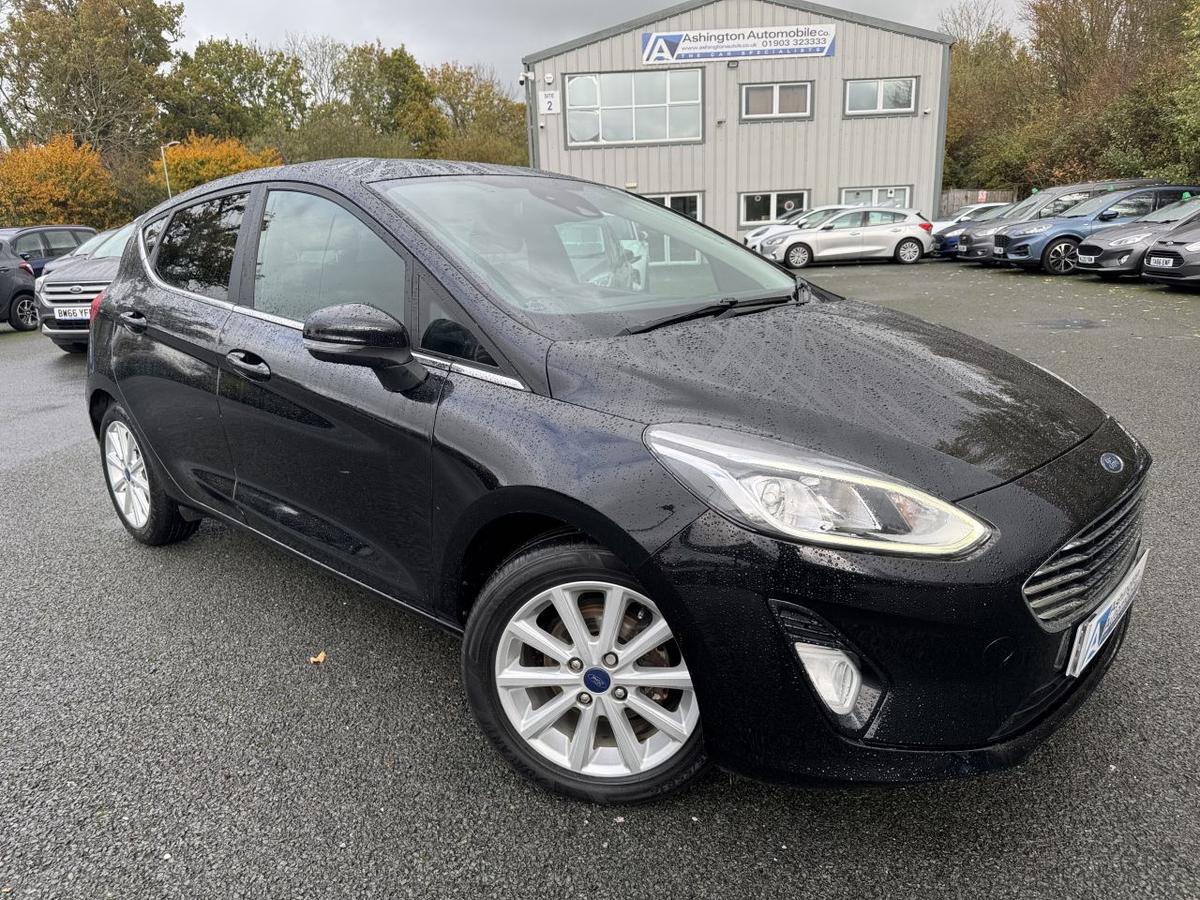 Check out this Ford Fiesta 2017 Petrol Manual