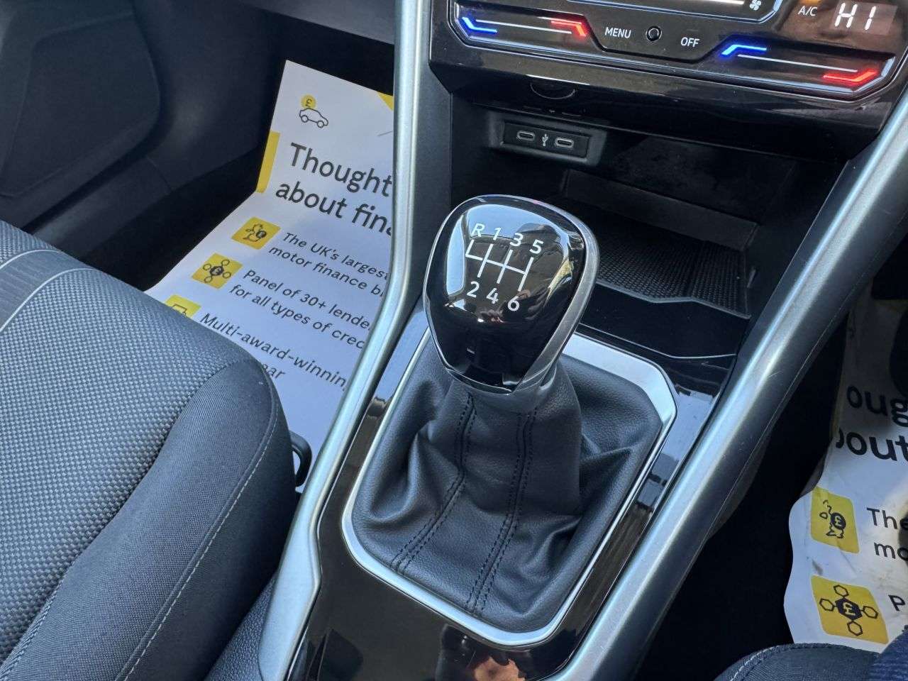 2022 VOLKSWAGEN T-ROC 2022 VOLKSWAGEN T-ROC