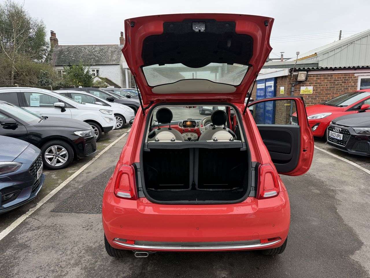 2017 FIAT 500 2017 FIAT 500