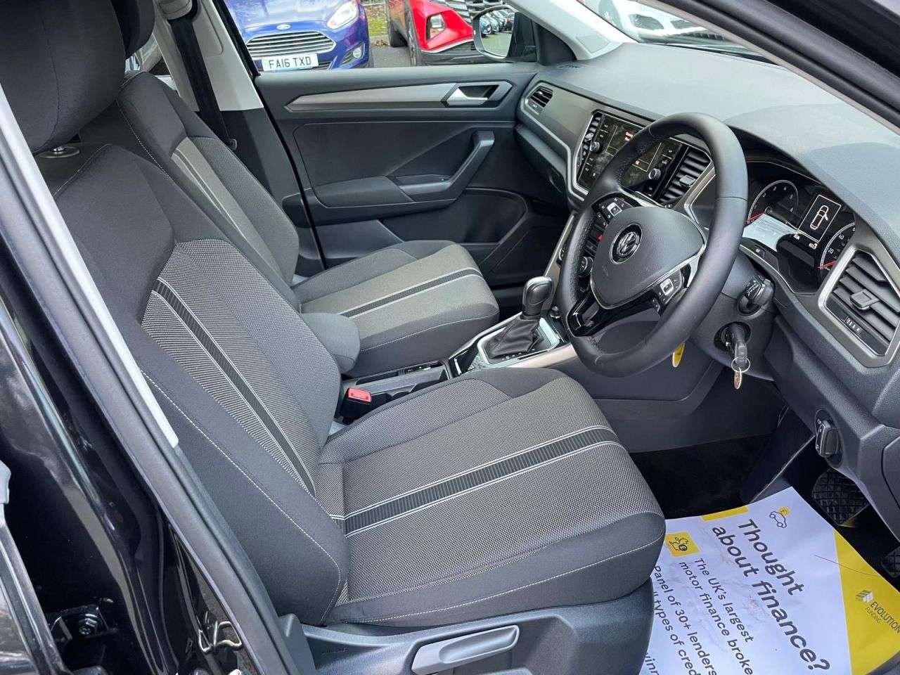 2020 VOLKSWAGEN T-ROC 2020 VOLKSWAGEN T-ROC