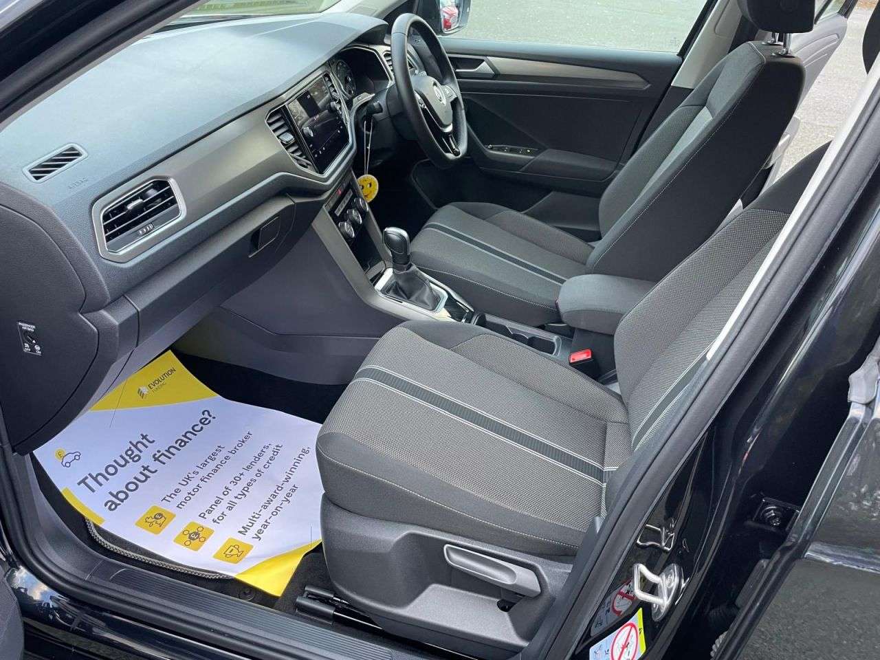 2020 VOLKSWAGEN T-ROC 2020 VOLKSWAGEN T-ROC