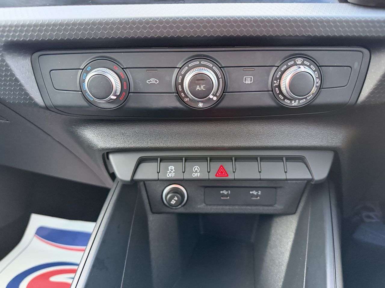 2021 AUDI A1 2021 AUDI A1