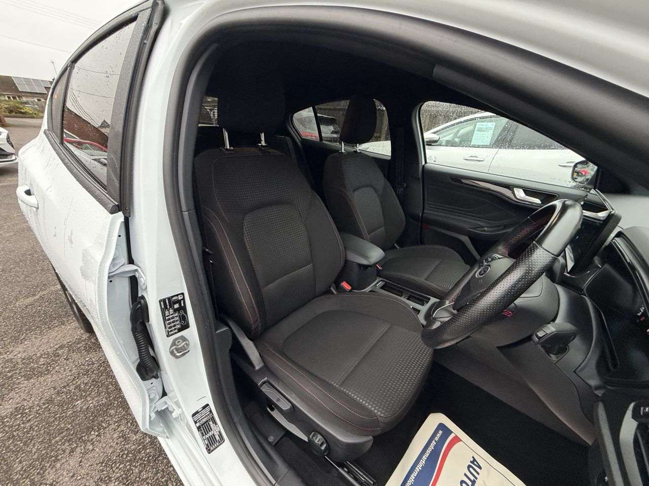 2024 FORD FOCUS 2024 FORD FOCUS