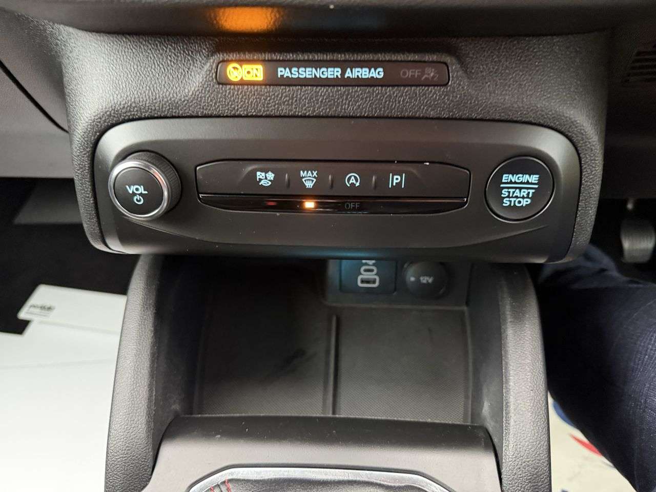 2024 FORD FOCUS 2024 FORD FOCUS