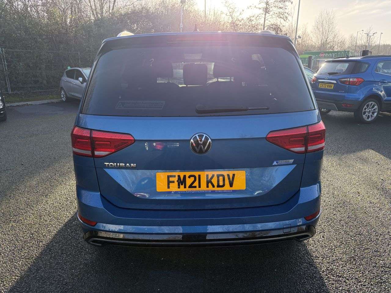 A 2021 VOLKSWAGEN TOURAN 1.5 TSI EVO R-LINE 150 A 2021 VOLKSWAGEN TOURAN 1.5 TSI EVO R-LINE 150