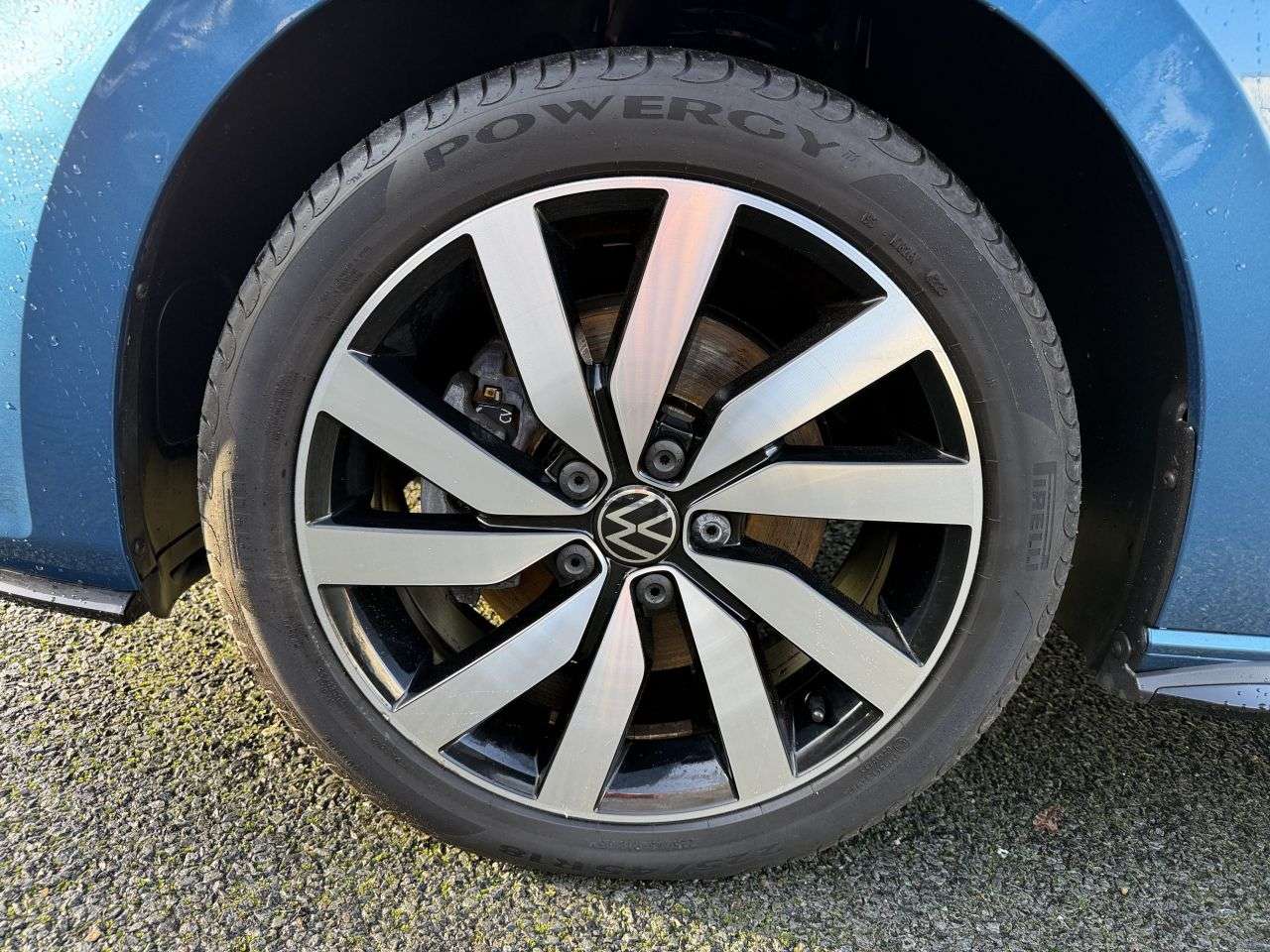 2021 VOLKSWAGEN TOURAN 2021 VOLKSWAGEN TOURAN